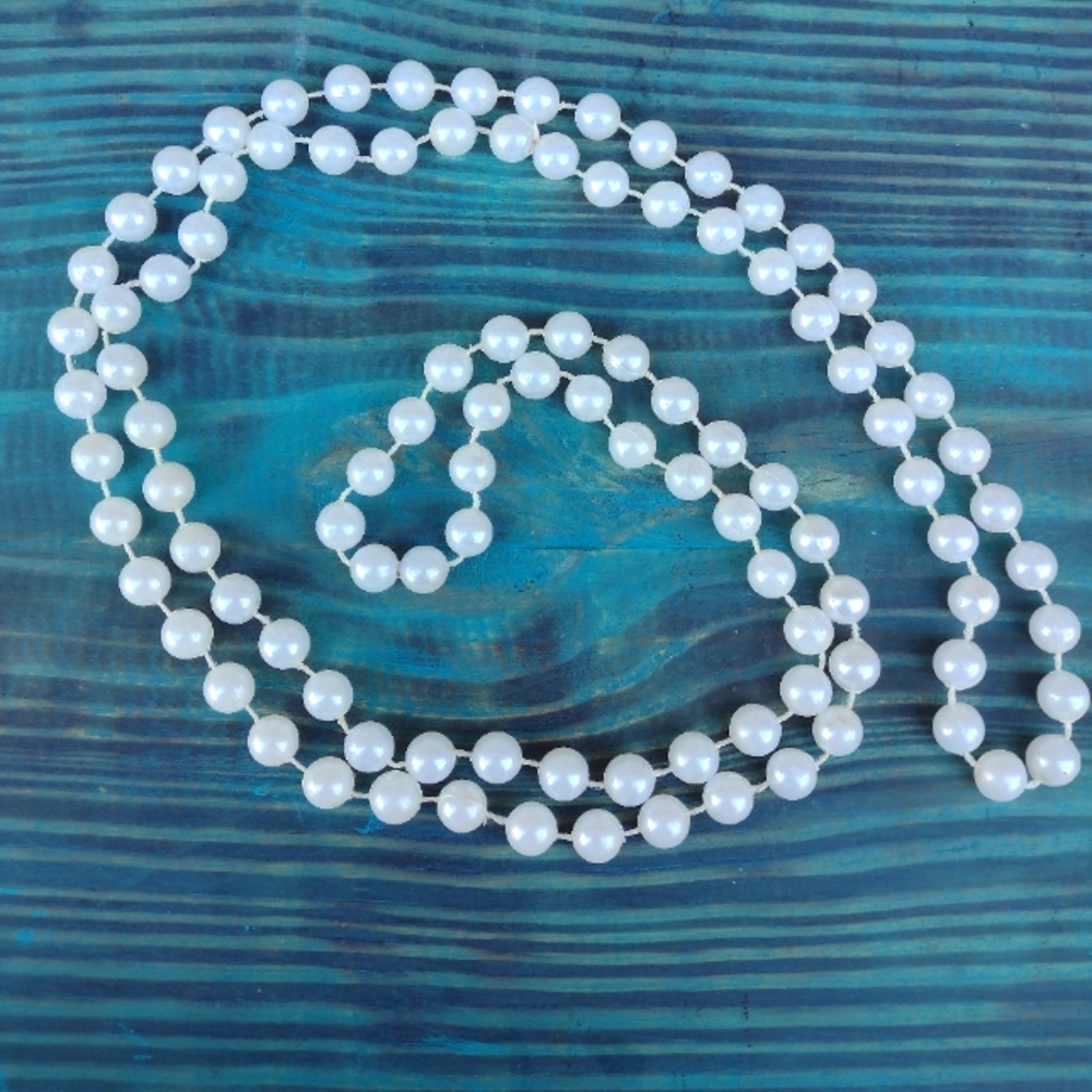 Women's Faux Pearl White Long Beaded Necklace